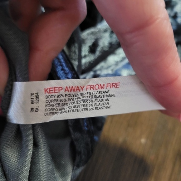 NWT Free People Don't You Wish Velvet Bodysuit V-neck Sunflower Seed Gray Sz XS - Picture 9 of 10